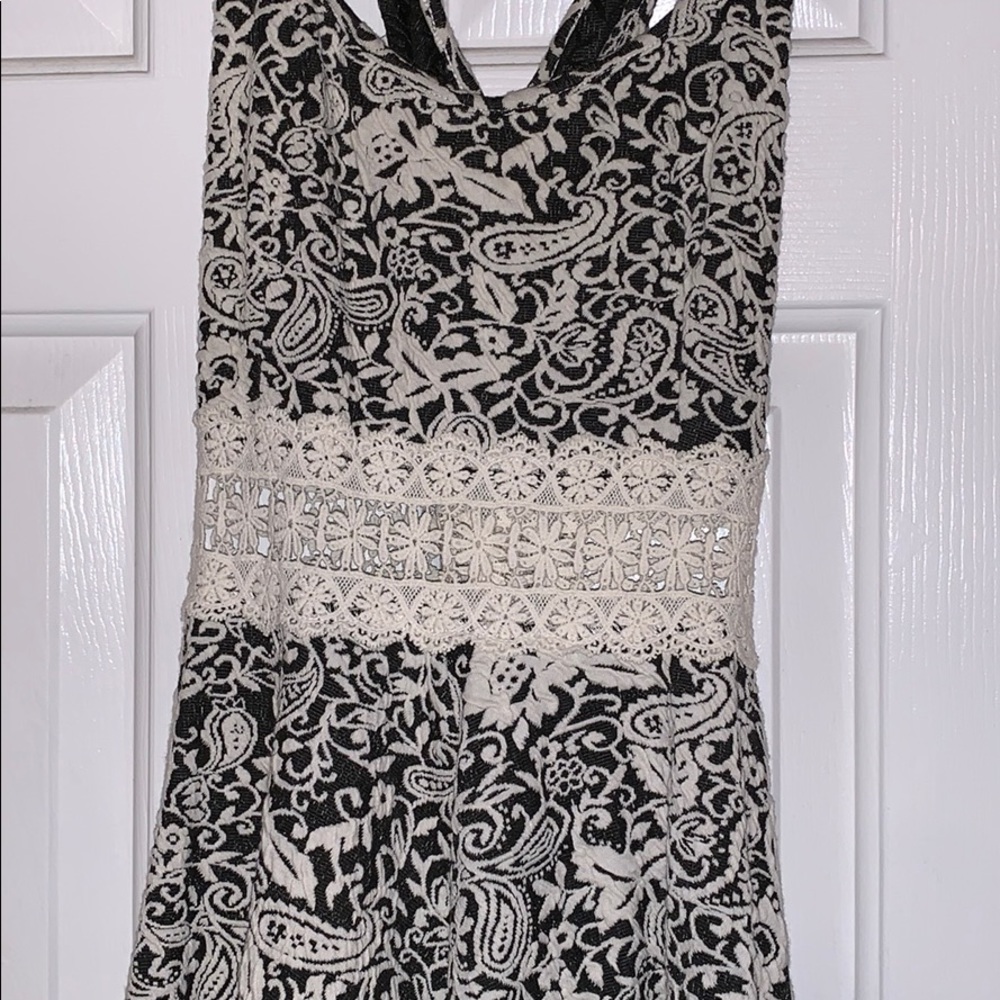 Dress - Picture 2 of 3
